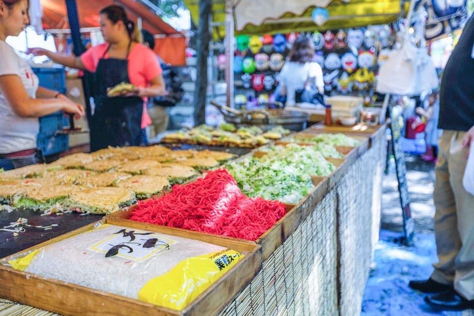 A Tokyo food market stall, the closest thing the city has to the best street food in Tokyo
